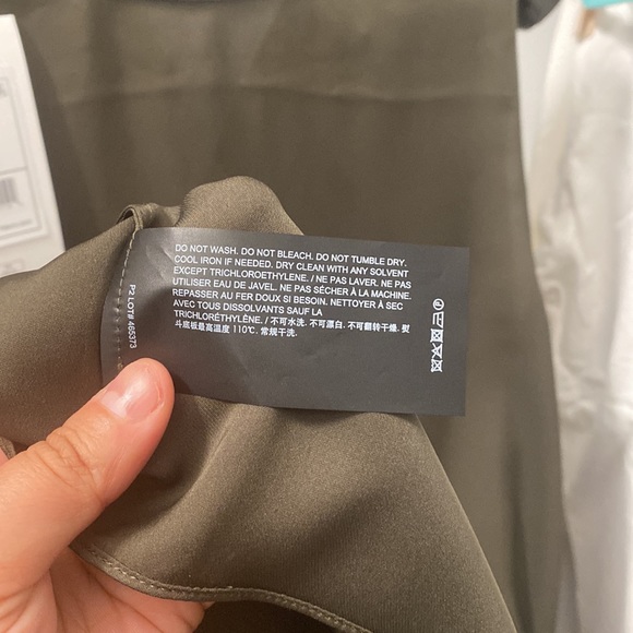 Theory Shell Tank Top Blouse in Silk Georgette Dark Olive Size XXL High Neck - Picture 6 of 6